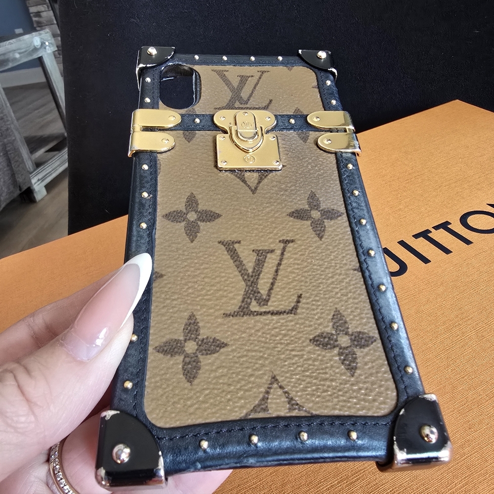 Louis Vuitton Tan and Black Monogram Phone Case